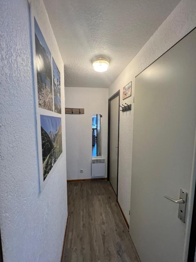 Appt T2 4 Pers Saint Lary Centre Village Parking 외부 사진